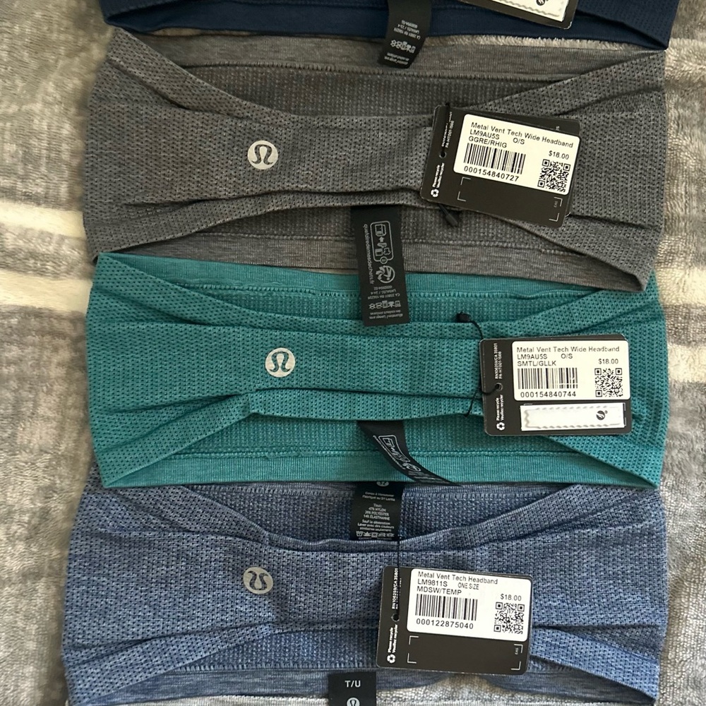 Lululemon metal vent Headbands